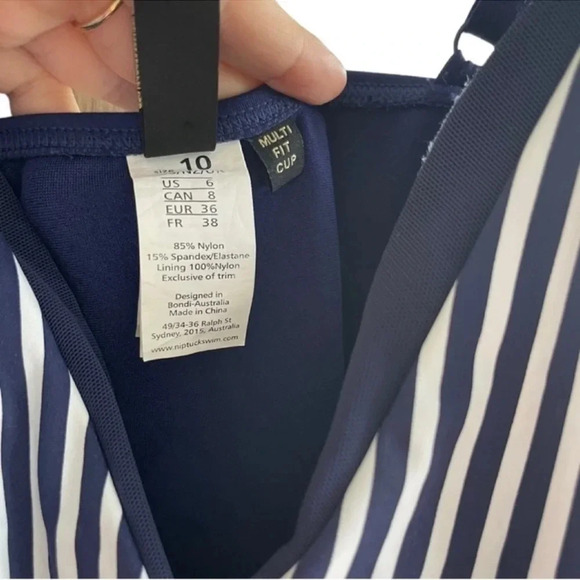 NIPTUCK Multi Fit Cup One Piece Navy Size 6 - Picture 8 of 8